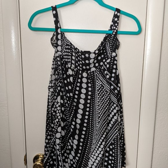 Semi Sheer black & white polka dot tank - Picture 3 of 3